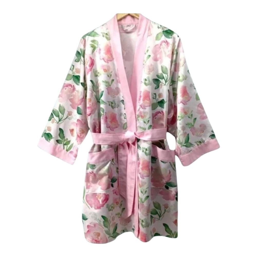 HELLO GORGEOUS Floral Satin Short Robe Size S